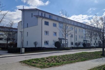 Provisionsfrei* (Von Privat) Charmante 4-Zimmer Wohnung mit Balkon sowie Außenstellplatz in Kirchheim bei München - Wohnung Kirchheim bei München | Angebot:24356453
