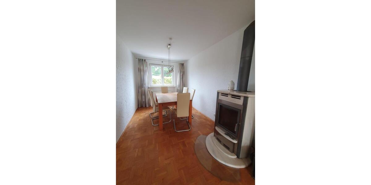 Einfamilienhaus Gilching - 6 Zimmer, 160 m&sup2;, 2.750&euro; | Angebot:25258340