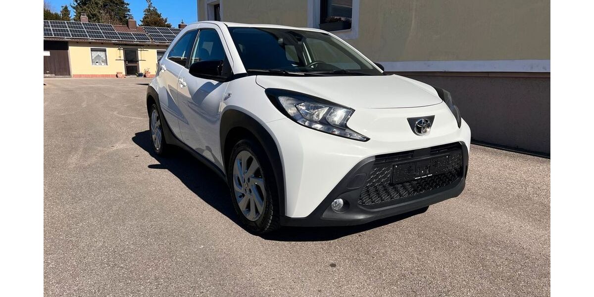 Toyota Aygo (X) 112.340 km 11.749 &euro; Planegg 82152