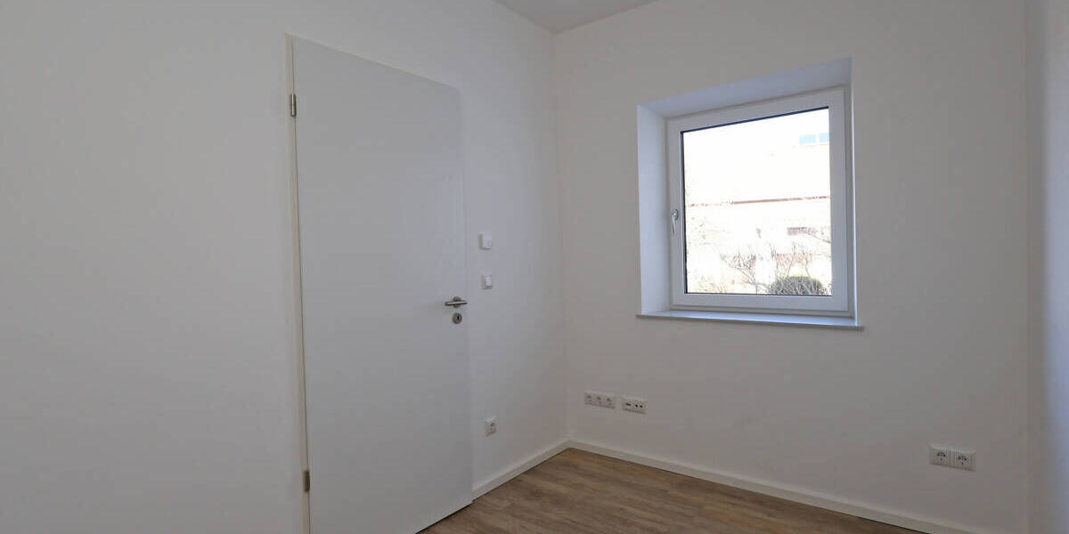 Etagenwohnung München Trudering-Riem - 3 Zimmer, 86 m&sup2;, 1.775&euro; | Angebot:25999799