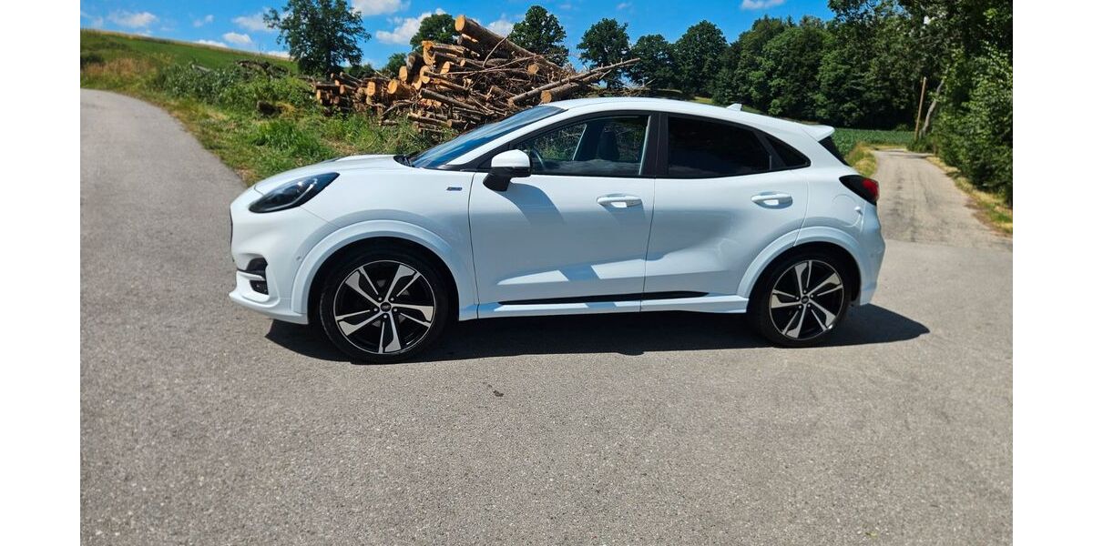 Ford Puma 95.500 km 13.600 &euro; München 80937