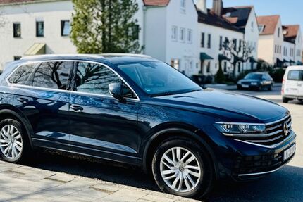 VW Touareg 56.300 km 50.999 &euro; Unterschleißheim 85716