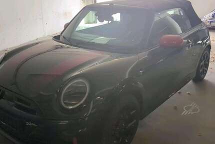 Mini John Cooper Works Cabrio 5.726 km 46.604 € München 80788