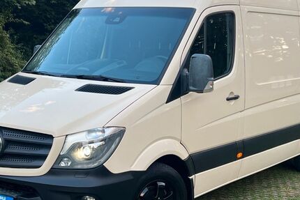 Mercedes-Benz Sprinter 219.000 km 23.990 &euro; München 81243
