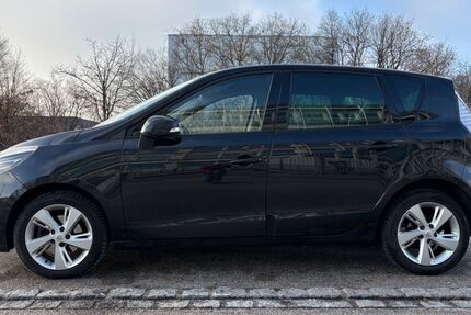 Renault Scenic 174.000 km 4.400 &euro; München 81379