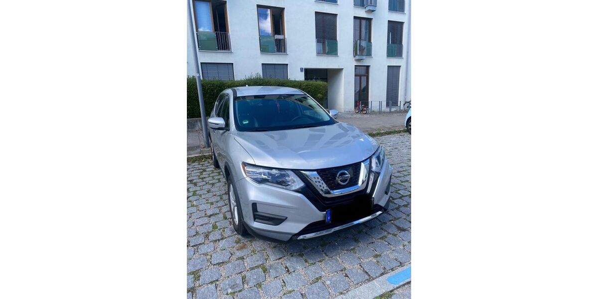 Nissan X-Trail 53.000 km 16.300 &euro; München 81829