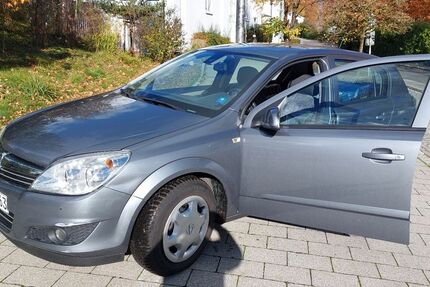 Opel Astra 117.900 km 3.950 € Icking 82057