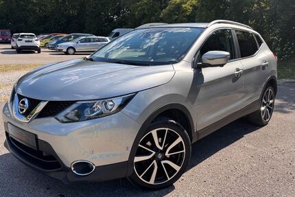 Nissan Qashqai 101.000 km 12.100 &euro; München 80939