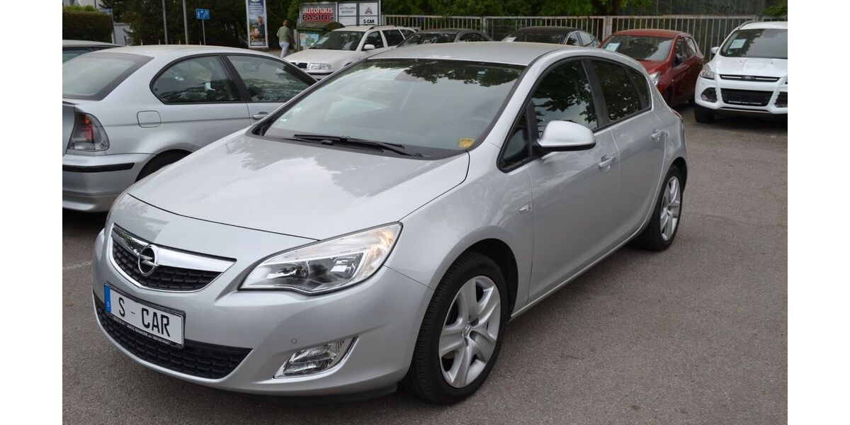Opel Astra 117.000 km 4.900 &euro; München 81243