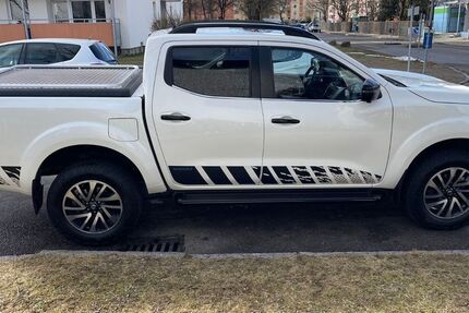 Nissan Navara 107.307 km 26.500 &euro; Germering 82110