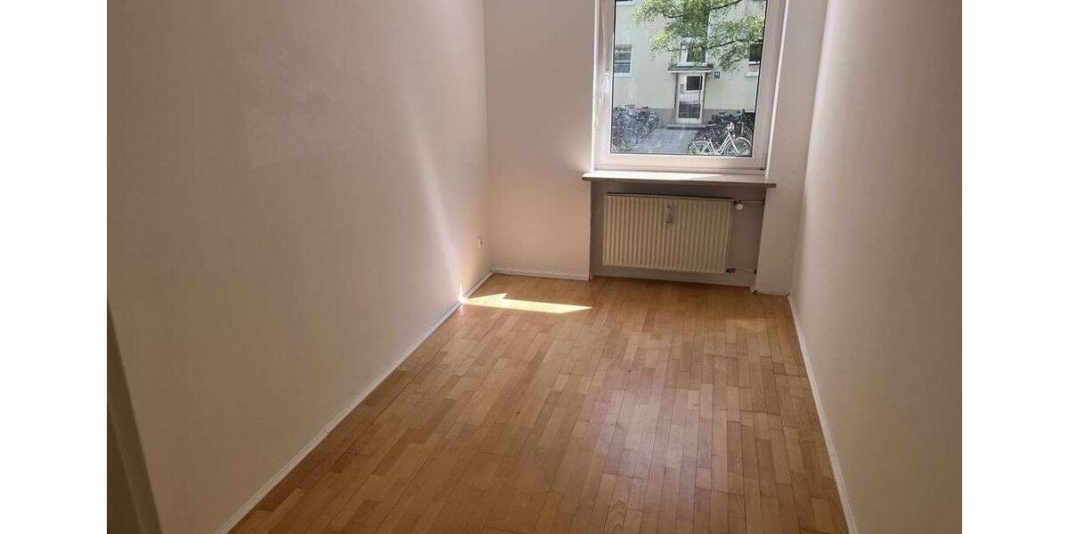 Erdgeschoßwohnung München Schwabing-Freimann - 3 Zimmer, 68 m&sup2;, 1.900&euro; | Angebot:26544482