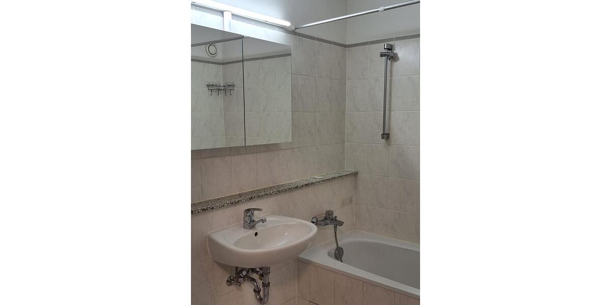 Hochparterre Taufkirchen - 4 Zimmer, 82 m&sup2;, 1.460&euro; | Angebot:25964490