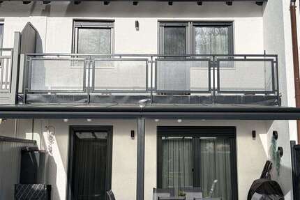 Haus München Aubing-Lochhausen-Langwied - 5 Zimmer, 125 m&sup2;, 1.200.000&euro; | Angebot:25397574