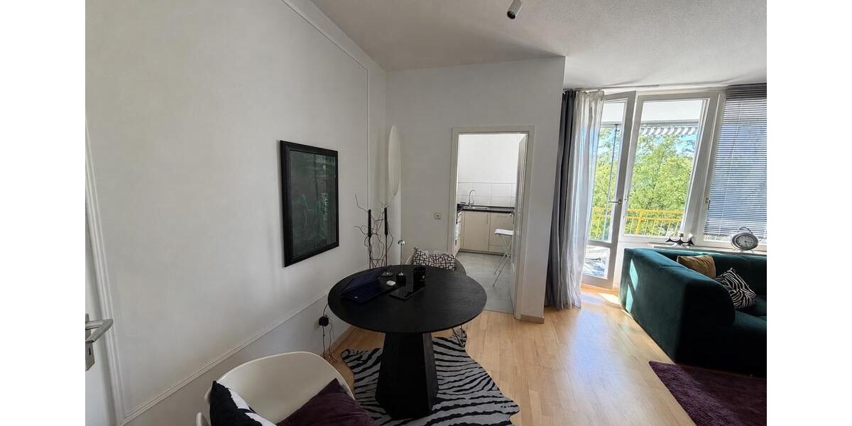 Dachgeschoßwohnung München Bogenhausen - 2 Zimmer, 52 m&sup2;, 445.000&euro; | Angebot:26990892