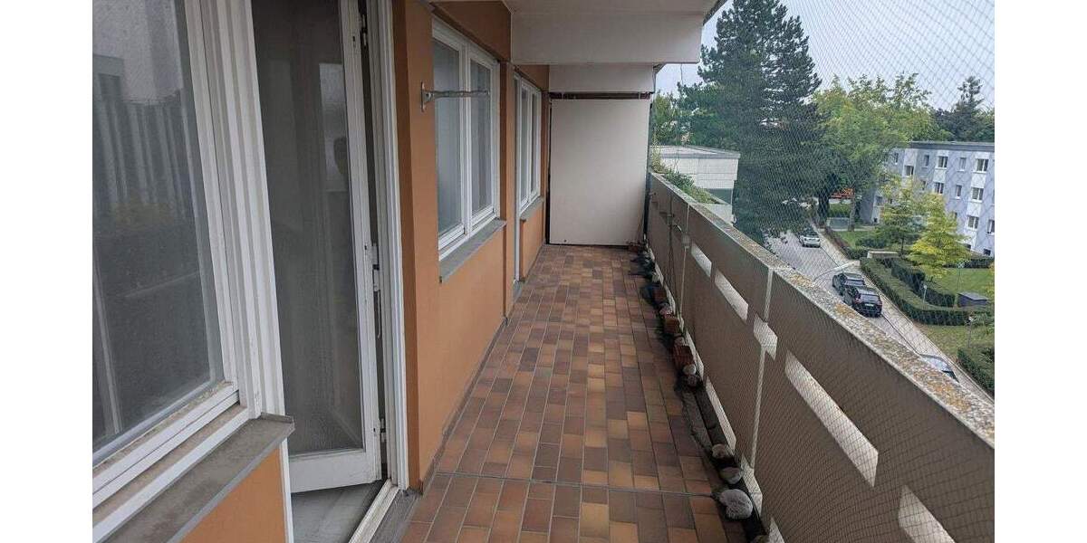 - provisionsfrei - 5-Zimmer-Wohnung mit Balkon in ruhiger Wohngegend in München Pasing 5 zimmer