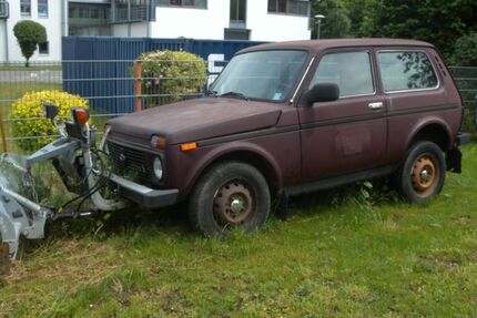 Lada Niva 82.800 km 4.999 € Fürstenfeldbruck 82256