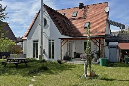 Haus München Trudering-Riem - 8 Zimmer, 197 m&sup2;, 1.650.000&euro; | Angebot:26929951