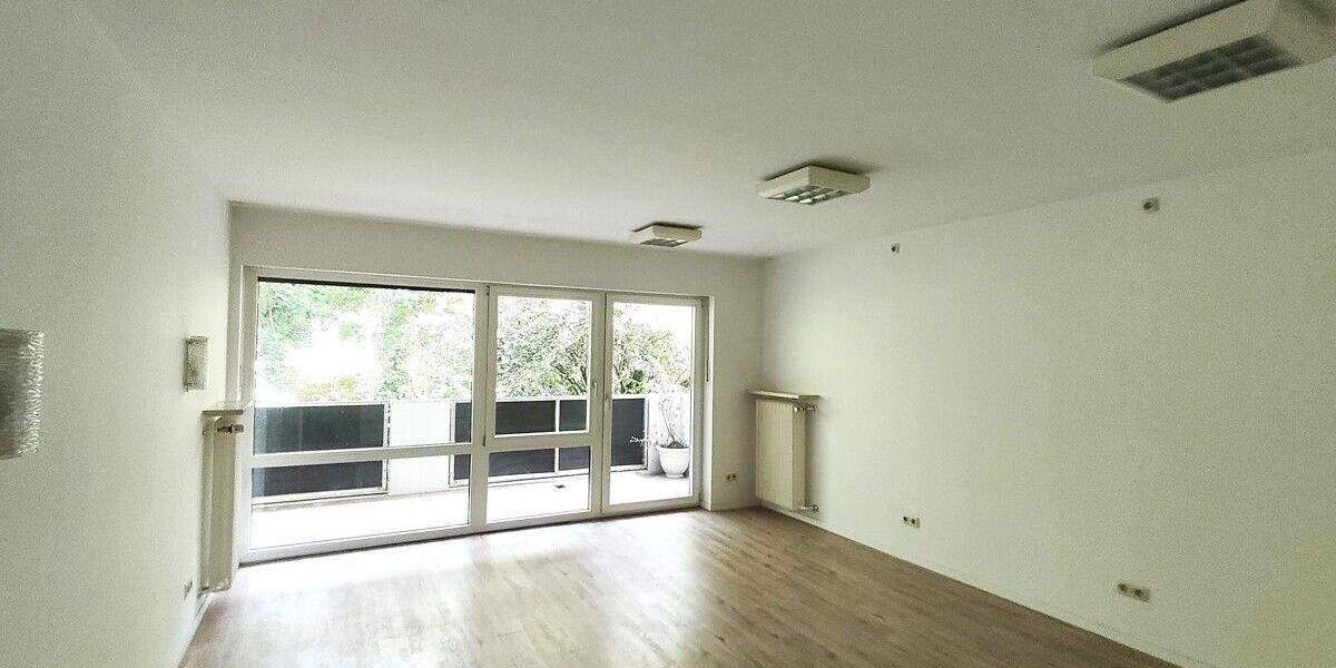 Toplage, stark renovierungsbedürftig 4 zimmer