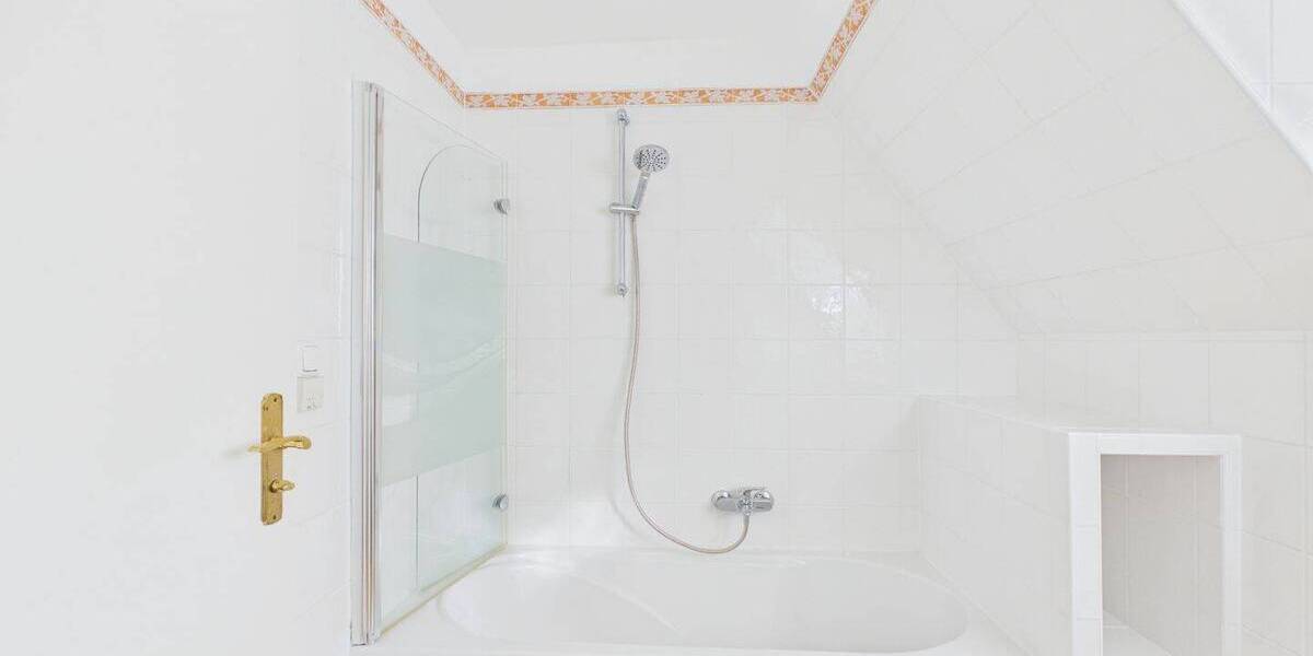 Einfamilienhaus Unterföhring - 7 Zimmer, 172 m&sup2;, 1.999.000&euro; | Angebot:25720731