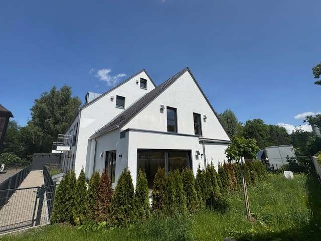 Haus zum Kaufen in Dachau 1.029.000 € 112.4 m²