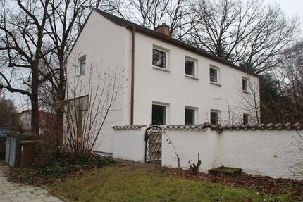 Haus München Ramersdorf-Perlach - 4.5 Zimmer, 110 m&sup2;, 2.650&euro; | Angebot:27614408