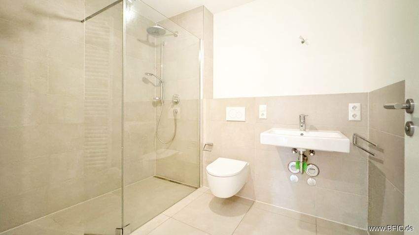 Etagenwohnung Fürstenfeldbruck - 3 Zimmer, 95 m&sup2;, 1.895&euro; | Angebot:25778462