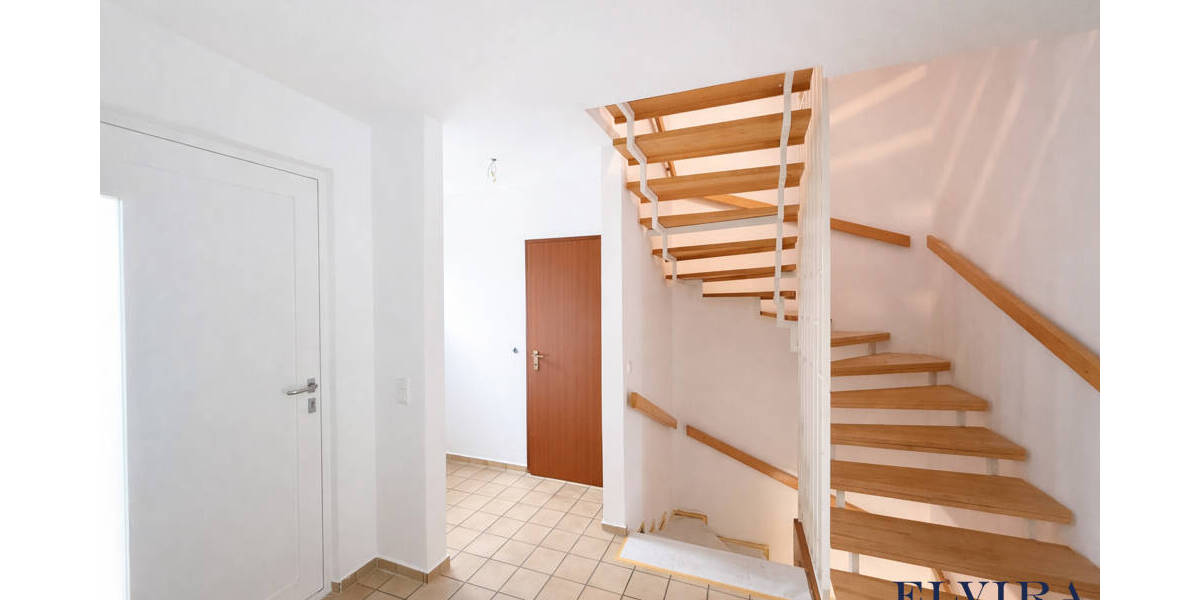 Doppelhaushälfte München Trudering-Riem - 5 Zimmer, 170 m&sup2;, 1.280.000&euro; | Angebot:25999625