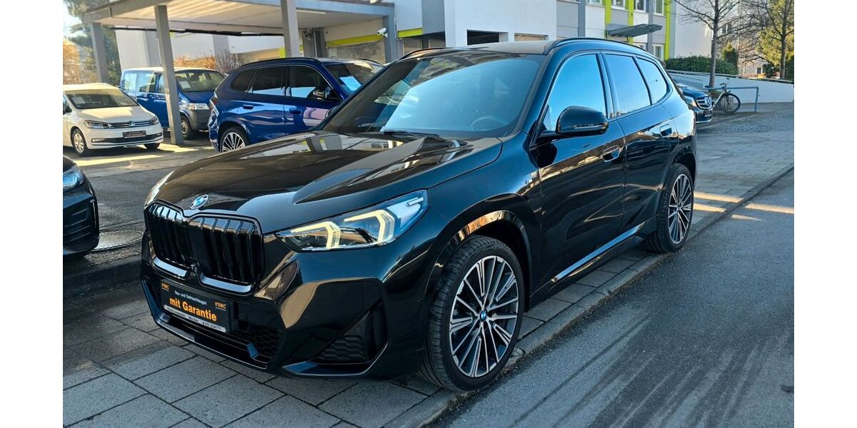 BMW X1 52.000 km 42.950 &euro; München 81673