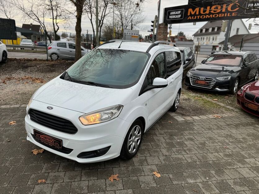 Ford Tourneo Courier 162.361 km 7.950 € München 81243