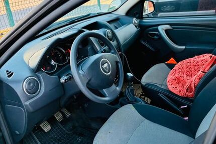 Dacia Duster 71.000 km 8.500 &euro; München 80803