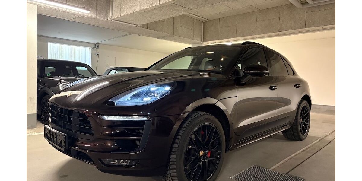 Porsche Macan 105.600 km 41.950 &euro; München 81737