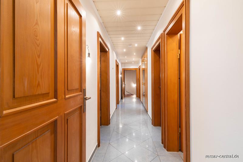 REMAX - 4-Zi-Whg in Sendling! Stilvolles Wohnen und Homeoffice im Baudenkmal! 4 zimmer