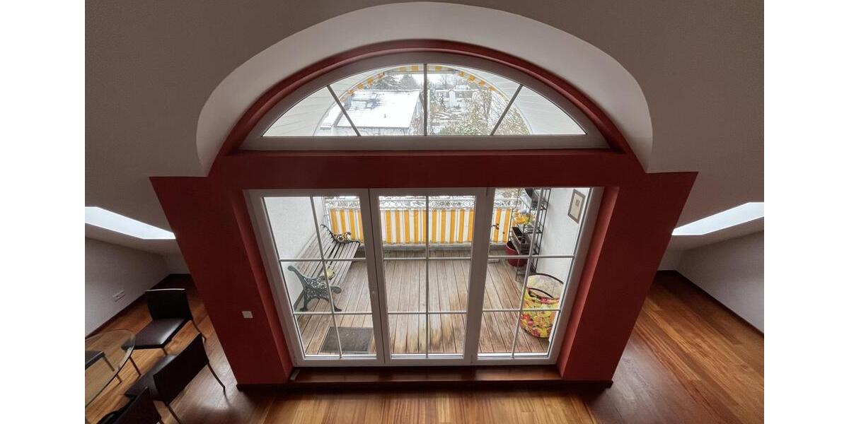 Dachgeschoßwohnung Gröbenzell - 3 Zimmer, 106 m&sup2;, 2.050&euro; | Angebot:25002696