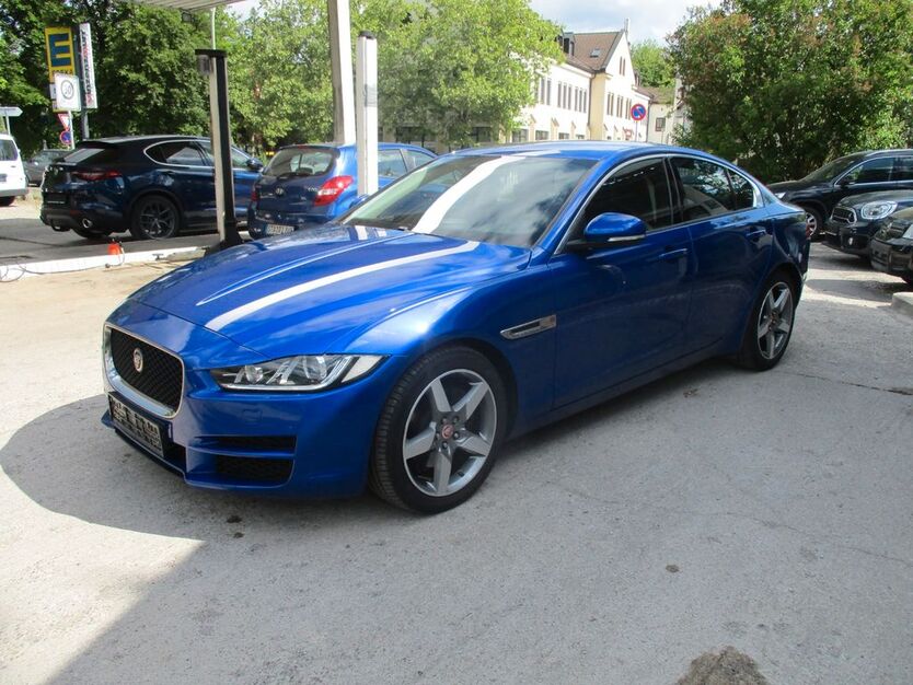 Jaguar XE 154.000 km 10.900 € Krailling bei München 82152