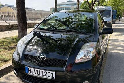 Toyota Yaris 169.000 km 4.750 &euro; München 80636