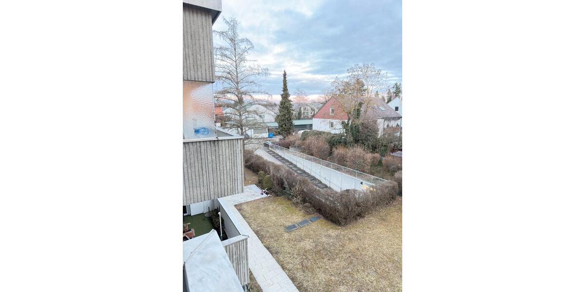 Etagenwohnung Germering - 3 Zimmer, 85 m&sup2;, 1.400&euro; | Angebot:26492893