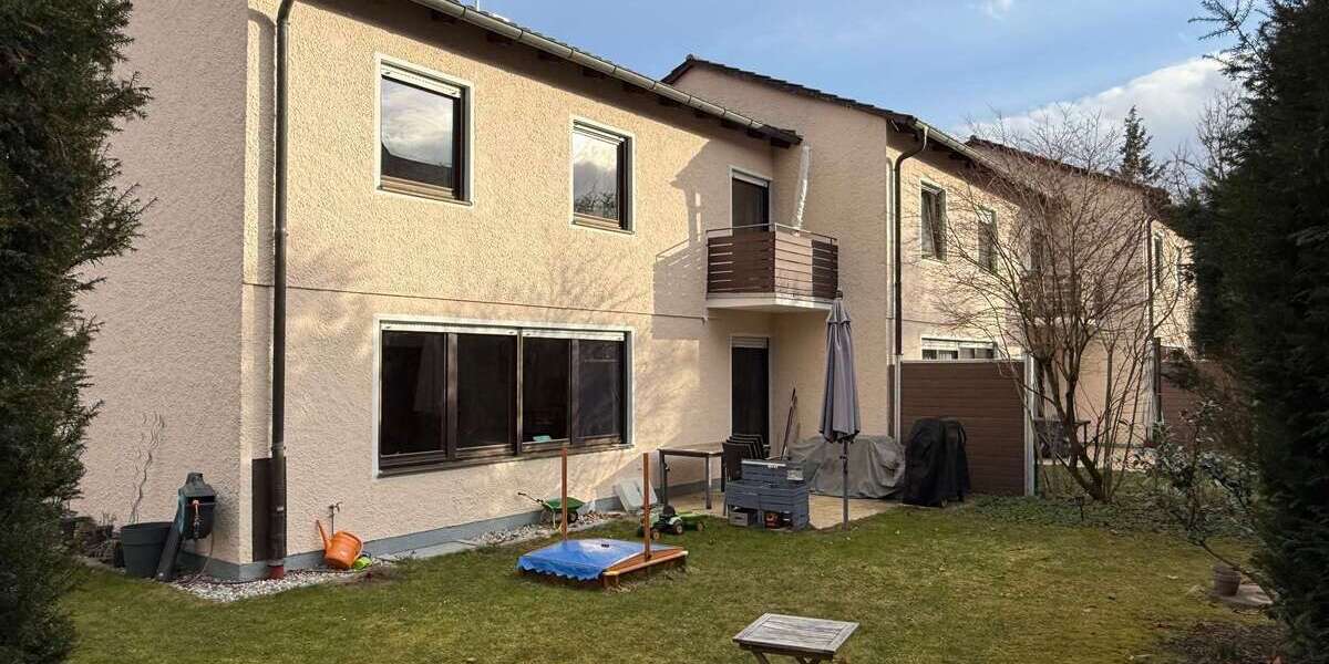 Einfamilienhaus Germering Unterpfaffenhofen - 4.5 Zimmer, 114 m&sup2;, 2.030&euro; | Angebot:25711680