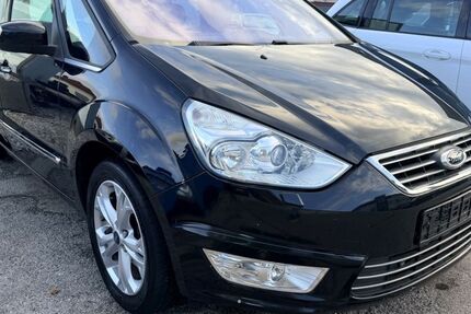 Ford Galaxy 256.000 km 6.850 &euro; München 81825
