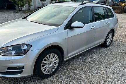 VW Golf 278.000 km 5.593 &euro; München 81249