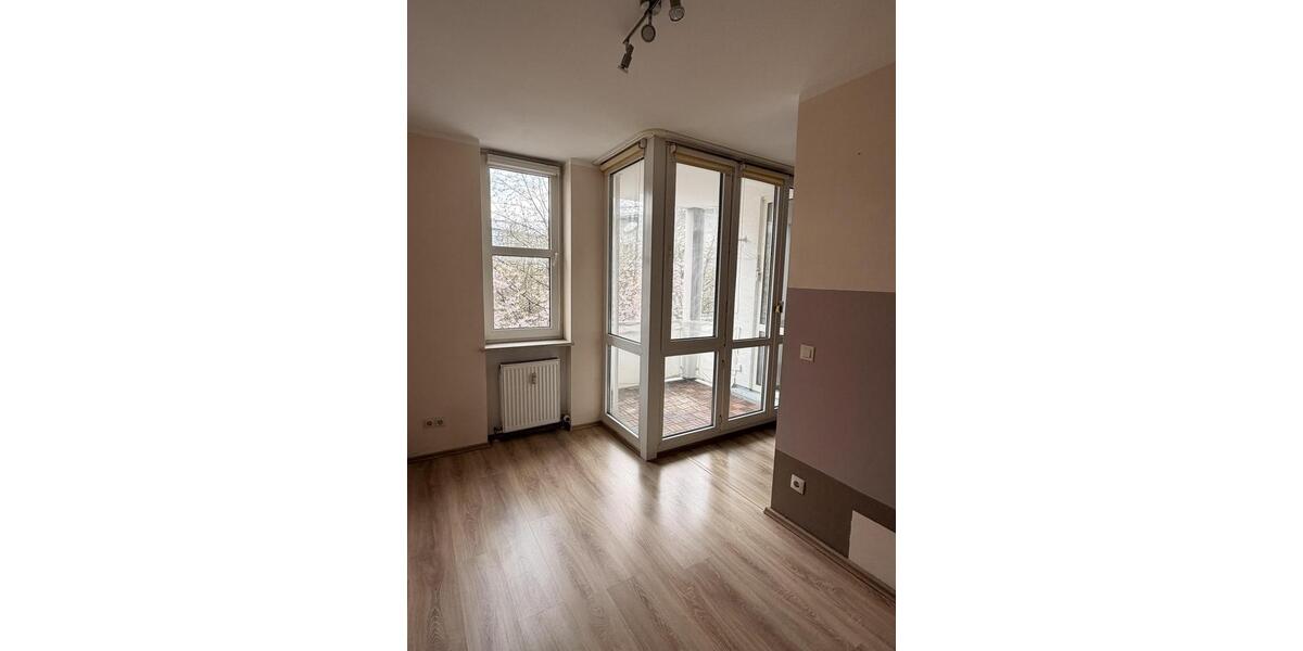 Etagenwohnung München Moosach - 1.5 Zimmer, 41 m&sup2;, 1.050&euro; | Angebot:26227345