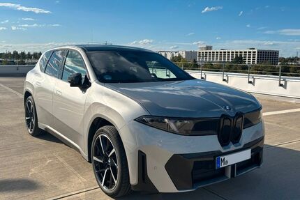 BMW iX3 6.000 km 81.900 &euro; München 81241