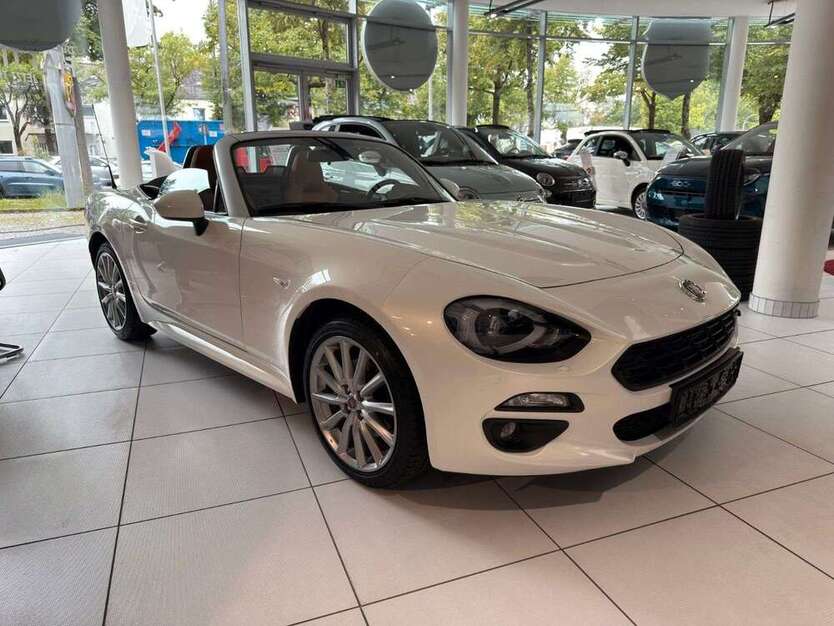 Fiat 124 Spider 21.700 km 24.990 € München 81827