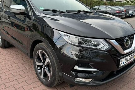 Nissan Qashqai 179.000 km 16.900 &euro; München 81929