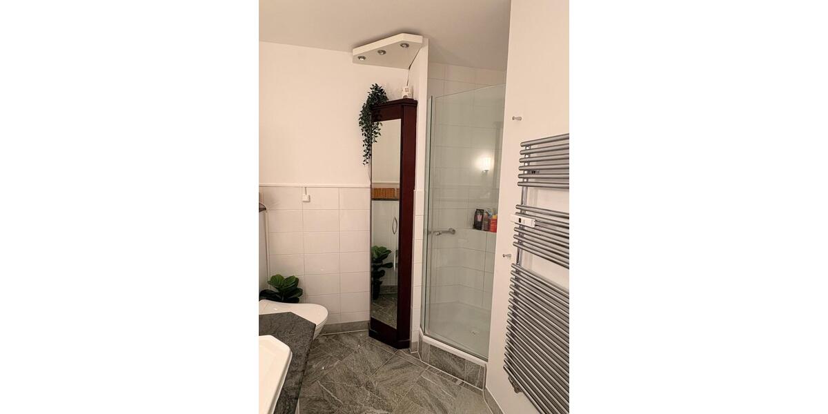 Dachgeschoßwohnung München Schwabing-Freimann - 3 Zimmer, 101 m&sup2;, 3.500&euro; | Angebot:26646318
