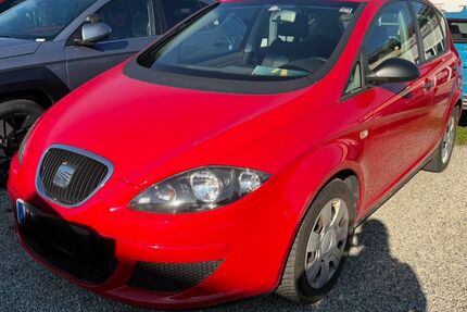 Seat Altea 100.000 km 2.999 &euro; München 81829