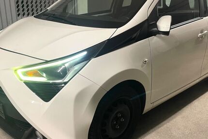 Toyota Aygo (X) 189.000 km 5.900 &euro; Muenchen 81825