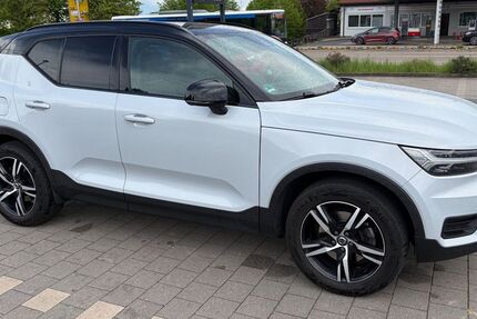 Volvo XC40 118.300 km 21.450 &euro; München 81543