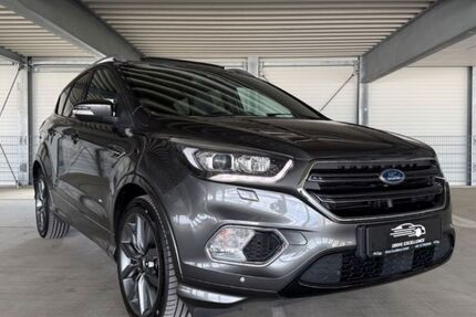 Ford Kuga 64.100 km 17.499 &euro; München 81249