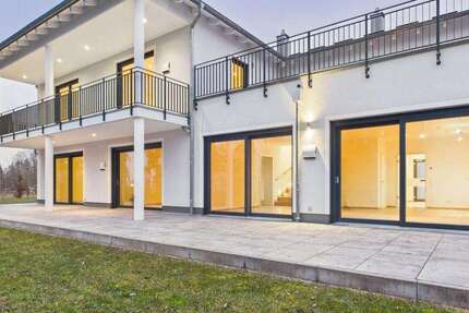 Haus Moosinning - 8 Zimmer, 315 m&sup2;, 3.900&euro; | Angebot:26440407