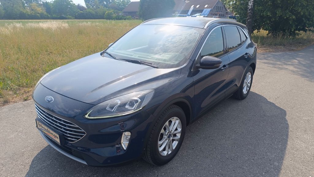 Ford Kuga 41.965 km 16.999 &euro; München 81249